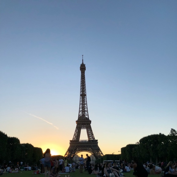 Meet your Posher - Picture 1 of 1